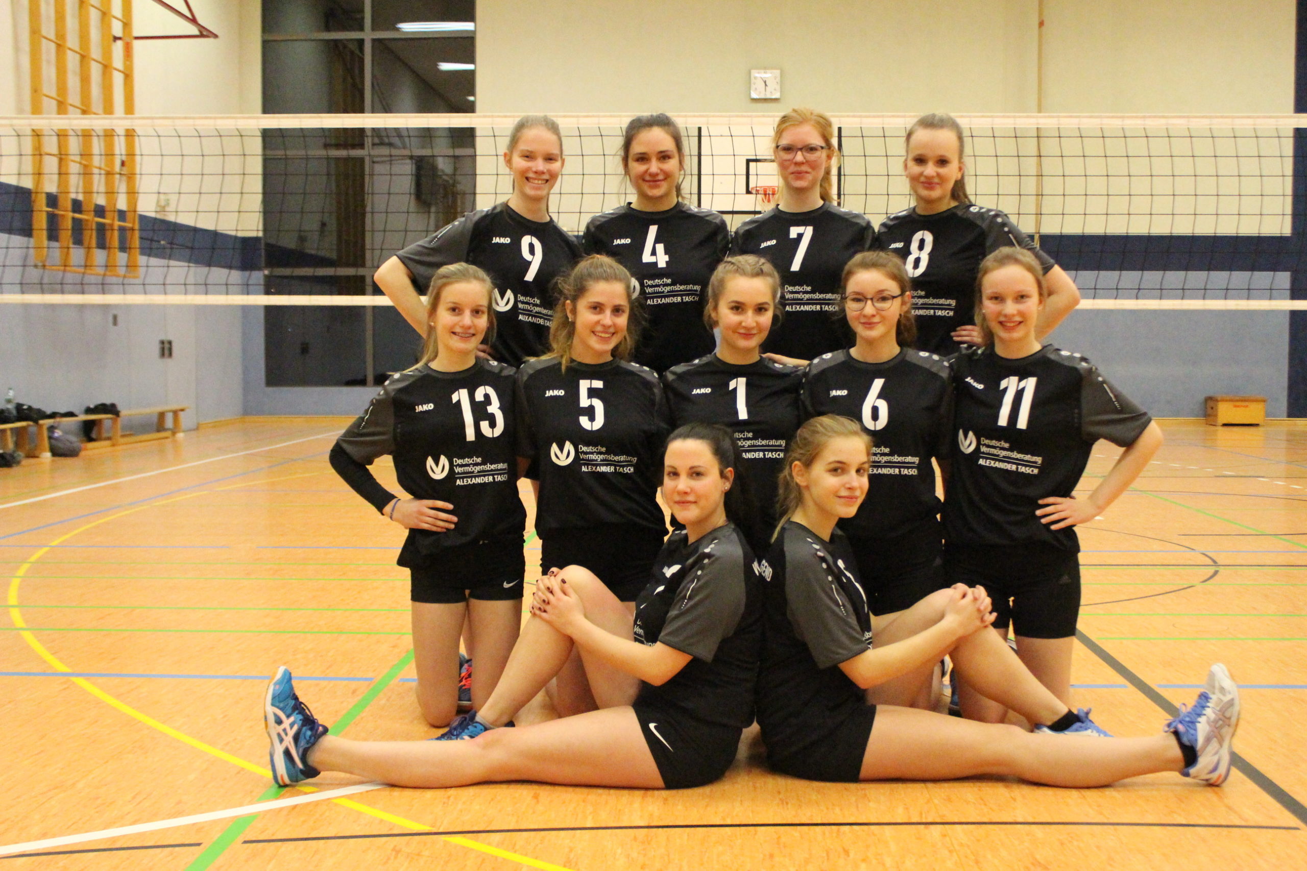 Neu Mannschaft 2 - Spielerinnen (2018): Jette, Leonie, Lilly, Lilli, Pauline, Julia, Jamie, Sophie, Lara, Carlotta, Chris-Sophie, Maja